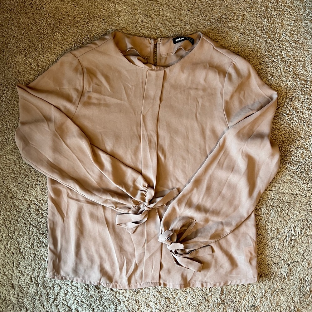 Blush Blouse with Tie Details